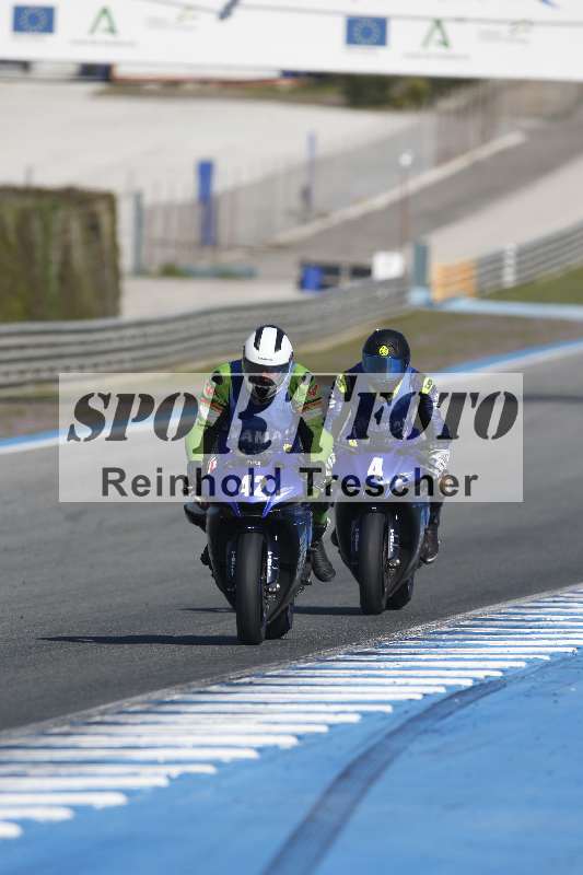 /Archiv-2024/02 29.01.-02.02.2024 Moto Center Thun Jerez/Gruppe gruen-green/42